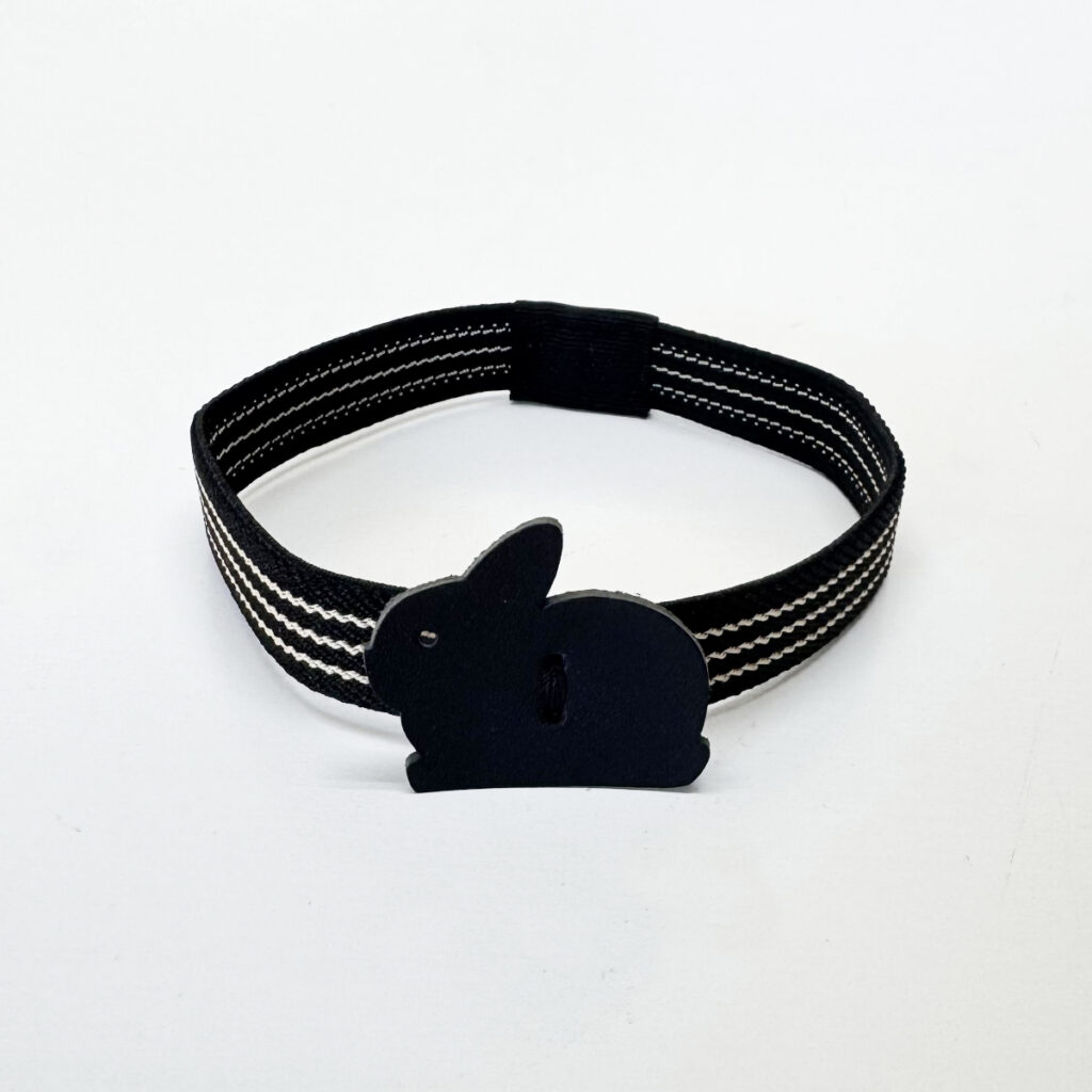 たち耳うさぎのランチベルト(黒×黒) - うさぎのバッグ工房 RABBIT MOTIF(ラビットモチーフ)
