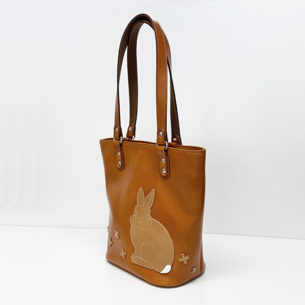 本革バケツ型バッグ（たち耳A・ブラウン） - うさぎのバッグ工房 RABBIT MOTIF(ラビットモチーフ)